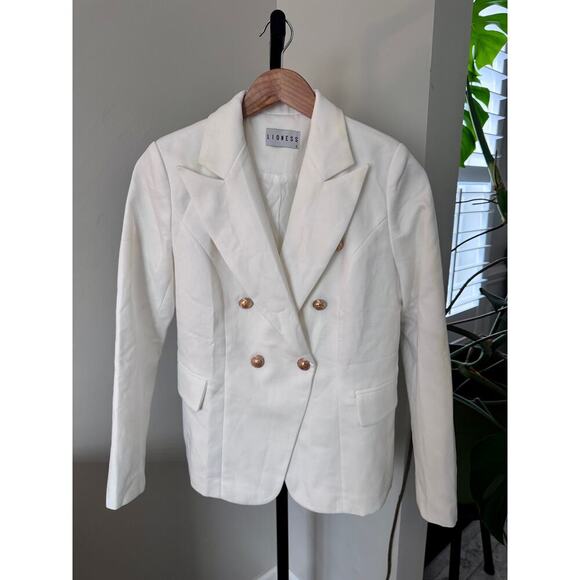 Lioness White Blazer - Picture 3 of 6